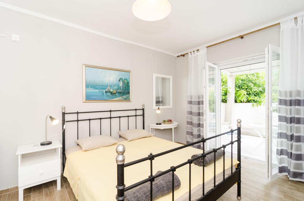 Apartments Porto Della Vita Okuklje Luaran gambar